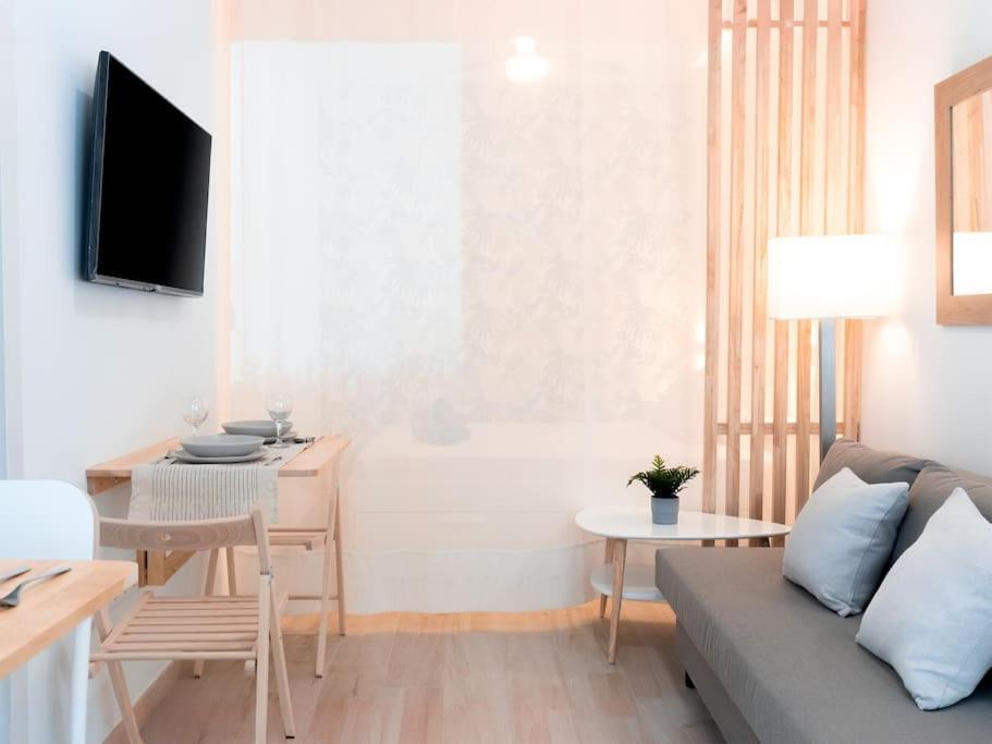 סביליה Acogedor Estudio En Triana Con Jacuzzi Y Wifi מראה חיצוני תמונה