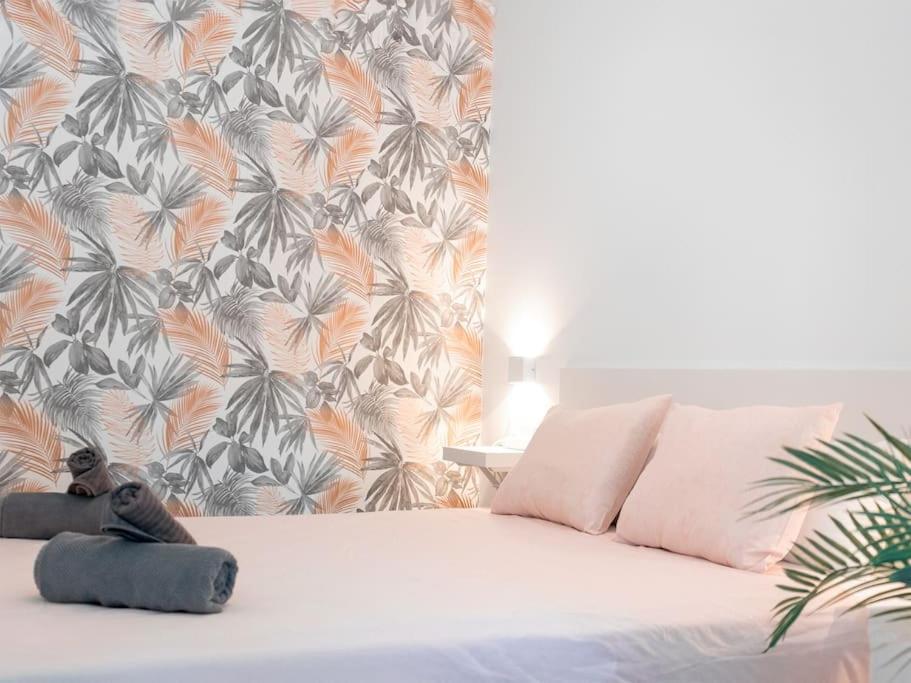 סביליה Acogedor Estudio En Triana Con Jacuzzi Y Wifi מראה חיצוני תמונה