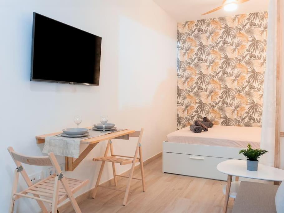 סביליה Acogedor Estudio En Triana Con Jacuzzi Y Wifi מראה חיצוני תמונה